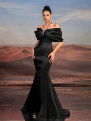 Glamrae Elegant Necklace Chain, Exaggerated Bow, Off-Shoulder, High-Waist, Floor-Length Fishtail Formal Dress